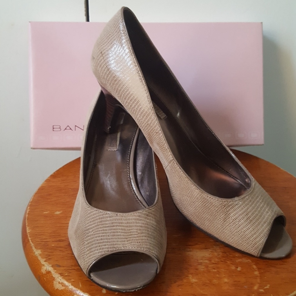 Open Toe Heels size 8.5m